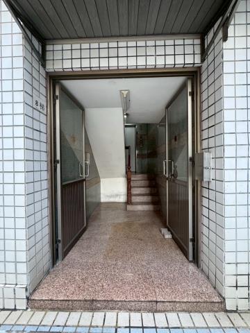 高雄小港法拍華廈-2